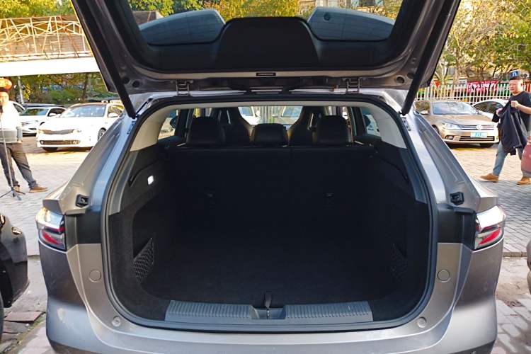 Used Roewe RX5 2023 1.5T Elite Edition
