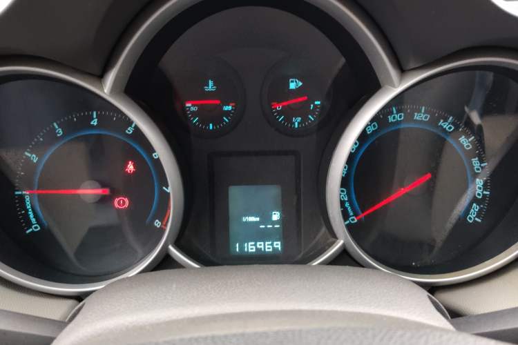 Used Chevrolet Cruze 2013 1.6L SL MT
