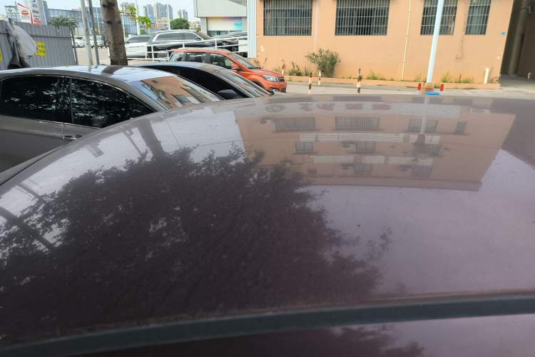 Used Venucia T70 2015 1.6L Manual Ruixing Edition Roof