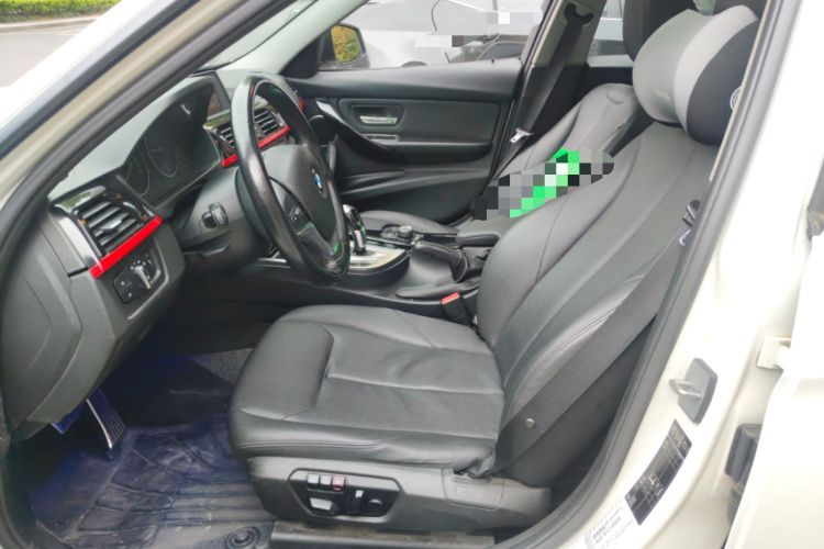 Used BMW 3 Series 2015 320i Fashion Model Left Front Seat