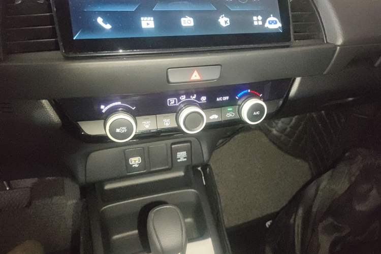 Used Honda Fit 2022 1.5L CVT Trendy Sunroof Edition
