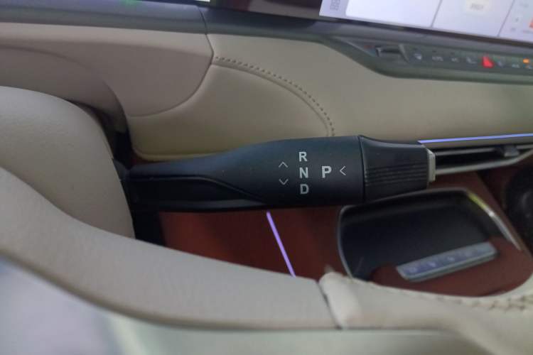 Used VOYAH FREE 2024 Ultra-Long Range Intelligent Driving Version
