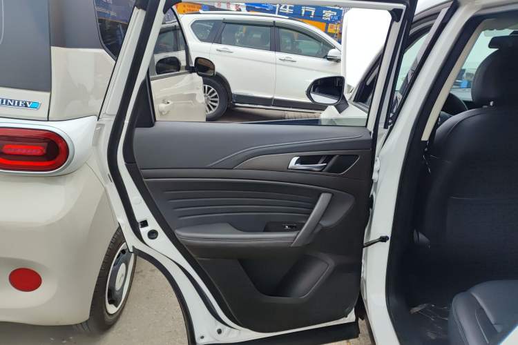 Used Changan CS35PLUS 2020 1.4T DCT Yue Lian Blue Whale Edition
