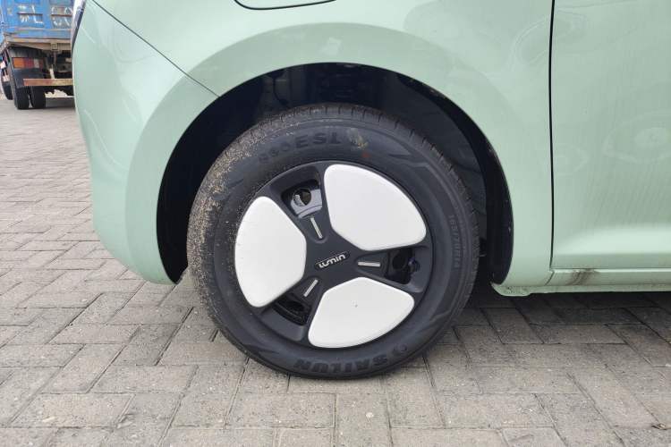 Used CHANGAN Lumin 2023 205km Xiangqin Version Left Front Wheel Hub