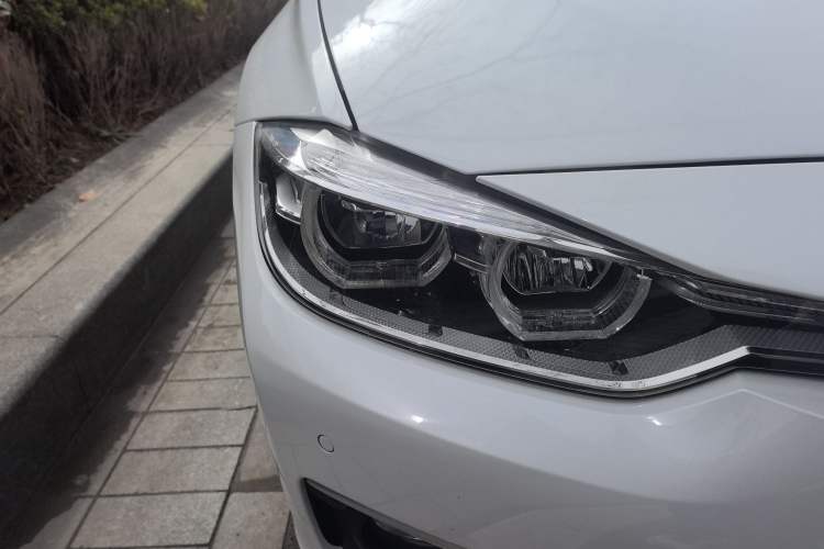 Used BMW 3 Series 2019 320Li Fashion Model Right Front Headlight