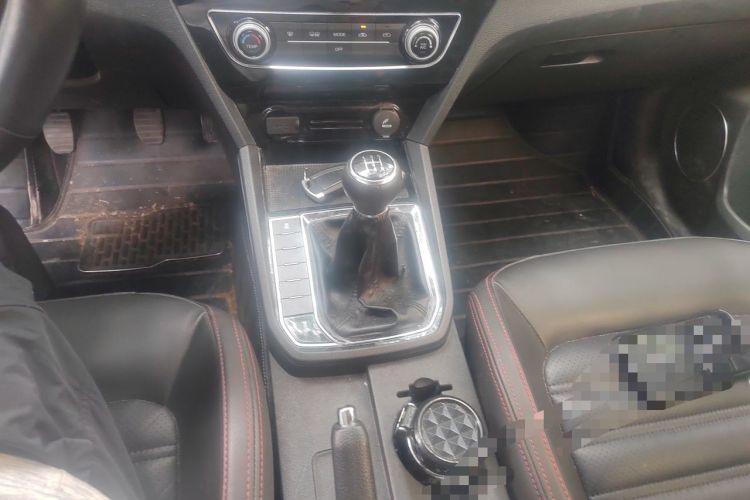 Used FORTHING Joyear S50 2017 1.5L Manual Luxury Model