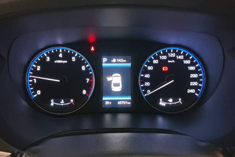 Used Hyundai Mistra 2017 1.8L Automatic Deluxe DLX Model China V Emission Standard
