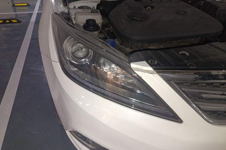 Used Changan Eado 2015 1.6L Manual Luxury Model China IV Standard
