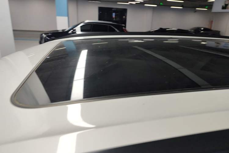 Used BMW X5 2015 xDrive28i Roof