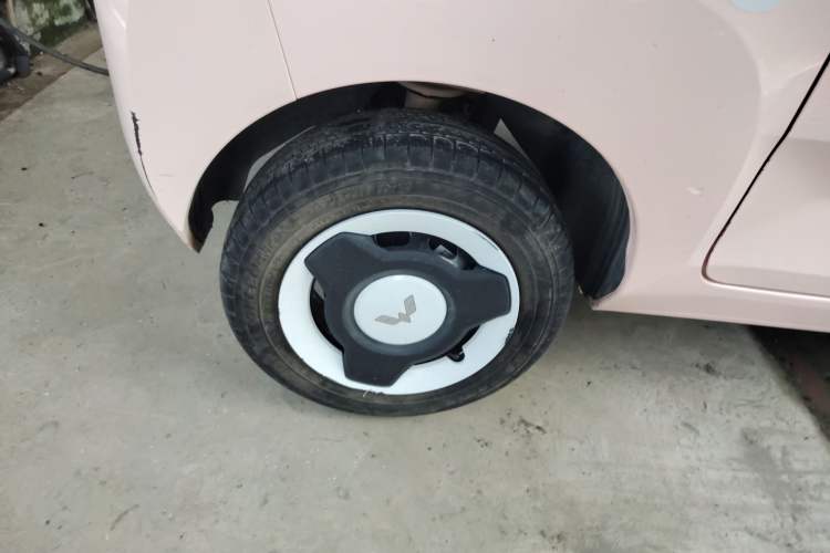 Used Wuling Hongguang MINIEV 2021 Macaron Premium Model – Lithium Iron Phosphate