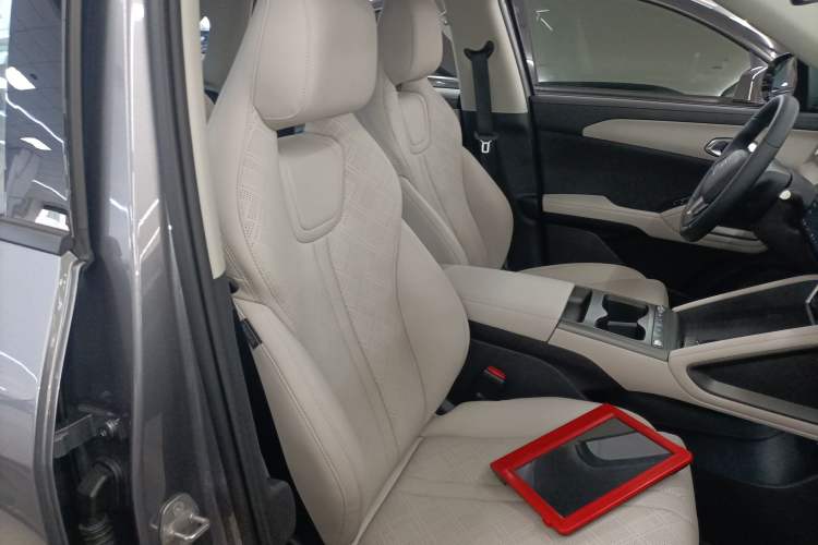 Used BYD Yuan UP 2025 Intelligent Driving Version 401 KM Dynamic Edition