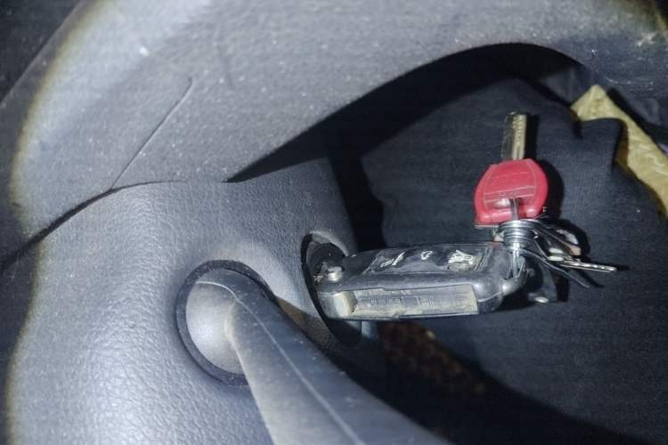 Used Volkswagen Santana 2015 Haval H9 1.6L Manual Comfort Edition Vehicle Key