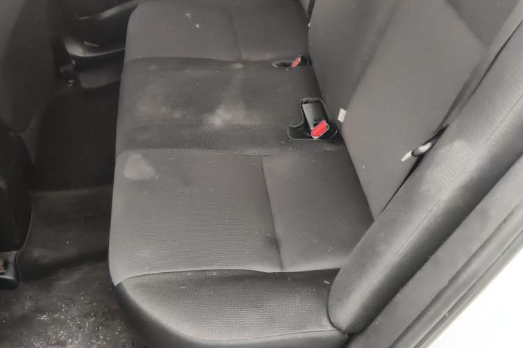 Used Toyota Levin 2017 Revised Dual-Engine 1.8H GS E-CVT Elite Sunroof Version China V Standard Left Rear Seat