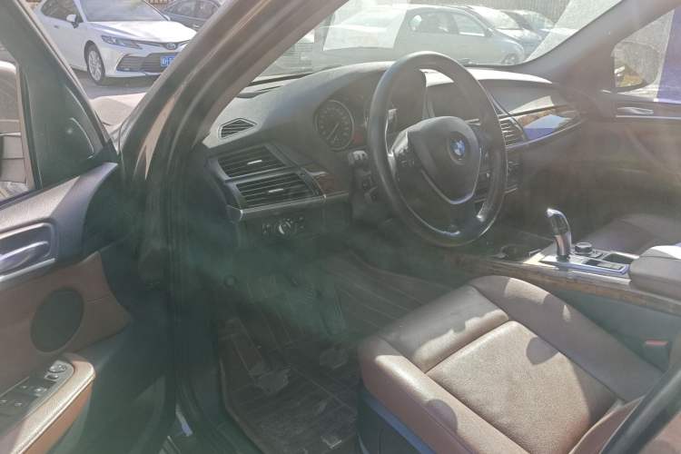 Used BMW X5 2013 xDrive35i Luxury Model Driver Seat