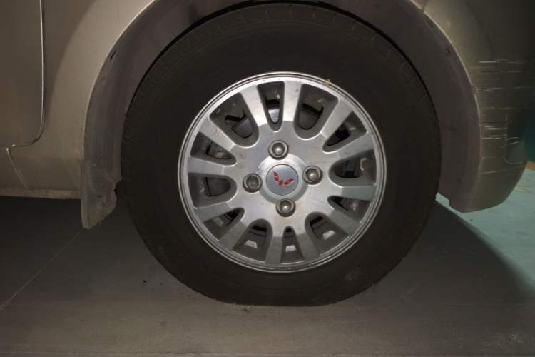 Used Wuling Rongguang V 2018 1.5L Practical Version
