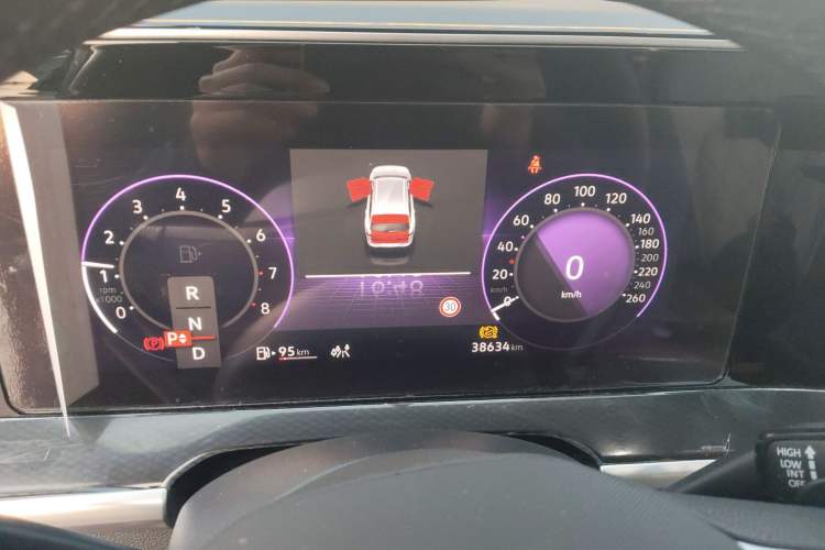 Used Volkswagen Tavendor 2023 380TSI Four-Wheel Drive R-Line Cruise Edition Instrument Cluster