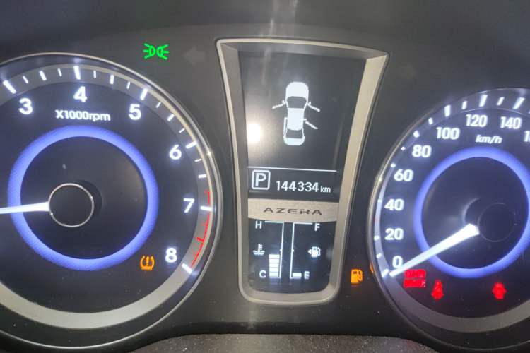 Used Hyundai Azera 2011 2.4L Luxury Model