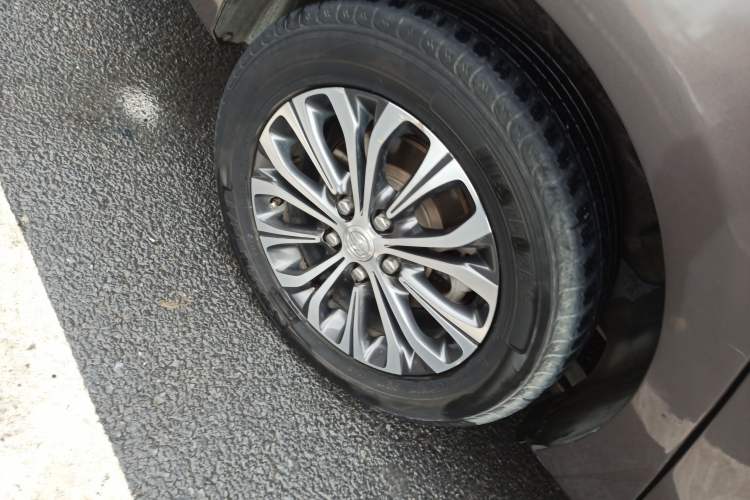 Used Buick GL8 2021 Land Cruiser Executive Class 652T Comfort Model
