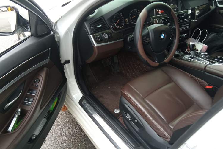 Used BMW 5 Series 2017 525Li Luxury Design Package
