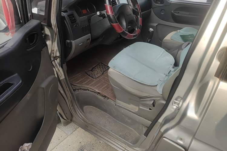 Used FORTHING Lingzhi 2014 M3 1.6L 7-Seater Comfort Model