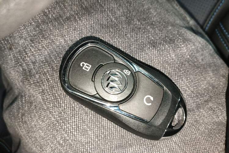 Used Buick Velite 6 2024 450km Range Commuter Version