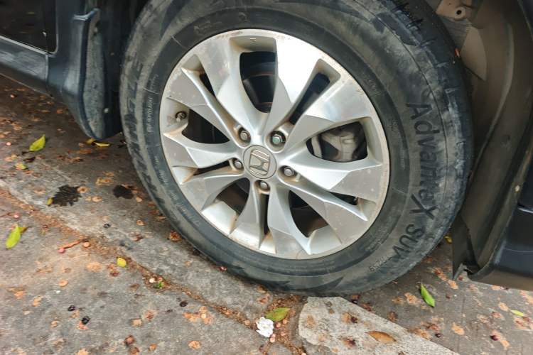 Used Honda CR-V 2012 2.4L four-wheel drive luxury version
