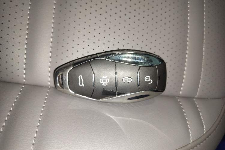 Used Hongqi EH7 2024 690 Pro Interior 1