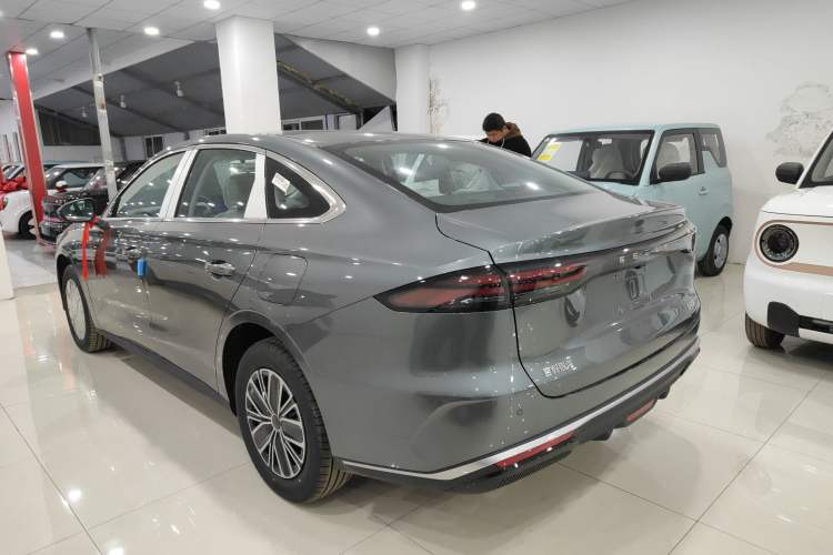 Used Geely Galaxy Galaxy Stellar 6 2026 Model 60km Sailing Edition