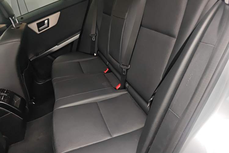 Used Mercedes-Benz GLK-Class 2014 GLK 260 4MATIC Dynamic Model Left Rear Seat