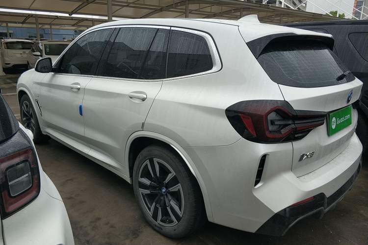 Used BMW iX3 2024 Leading Model Rear Left 45 Deg