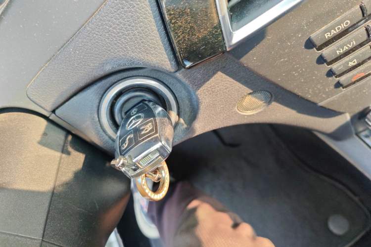 Used Mercedes-Benz C-Class 2011 C 300 Fashion Model
