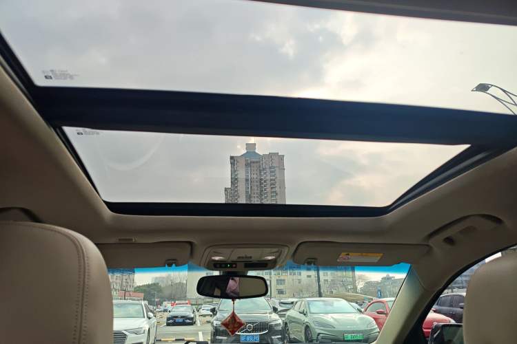 Used Cadillac XTS 2017 28T Elite Model
