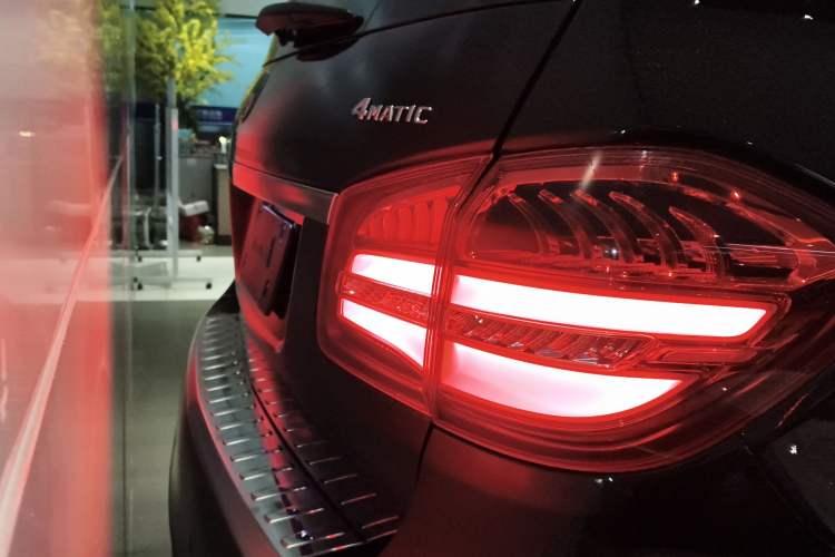 Used Mercedes-Benz GLS 2019 GLS 400 4MATIC Dynamic Edition Prestige Model
