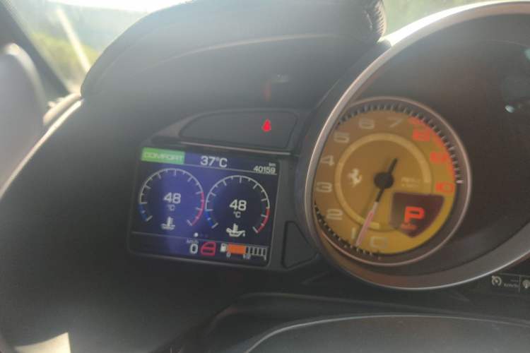 Used Ferrari Portofino 2018 3.9T Odometer Close Up