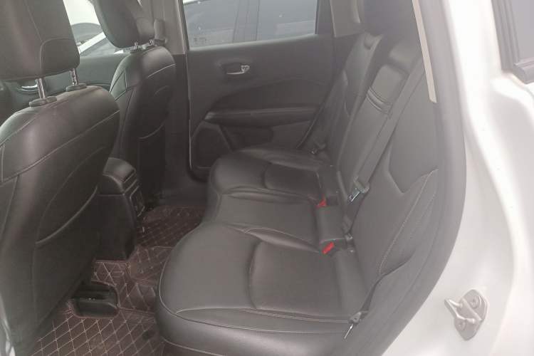 Used Jeep Compass 2017 200T Automatic Family Edition