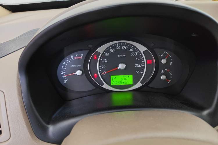 Used Hyundai Tucson 2009 2.0L Automatic Two-Wheel Drive with Sunroof