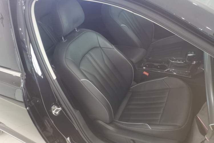 Used Volkswagen Passat 2022 330TSI Elite Edition
