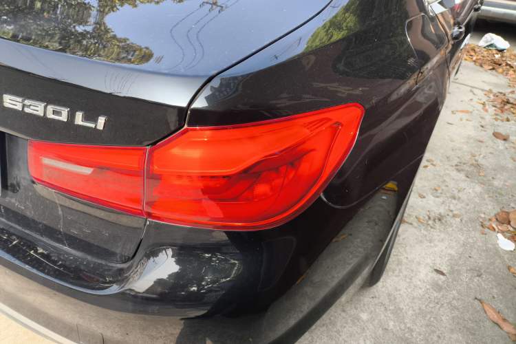 Used BMW 5 Series 2020 530Li Leading Edition Luxury Package Right Rear Taillight