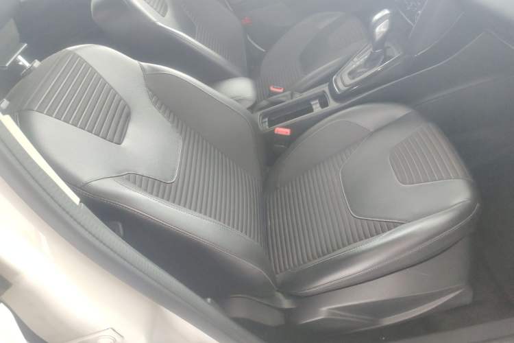 Used Ford Focus 2018 Hatchback Classic 1.6L Automatic Trendy SmartDrive Edition