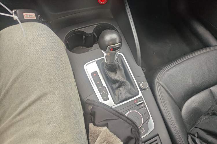 Used Audi A3 2015 Limousine 35 TFSI Millionth Anniversary Intelligent Leading Model
