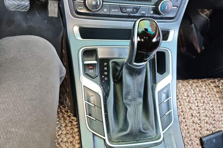 Used Geely Auto Emgrand 2018 1.5L CVT Upward Connect Edition
