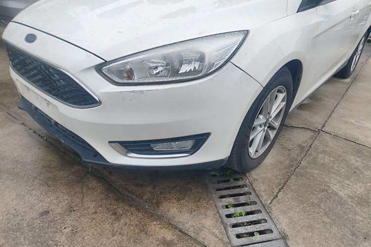 Used Ford Focus 2015 Hatchback 1.6L Automatic Fashion Edition