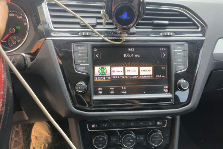 Used Volkswagen Tiguan L 2017 330TSI Automatic Two-Wheel Drive Flagship Edition Audio And AC Panel