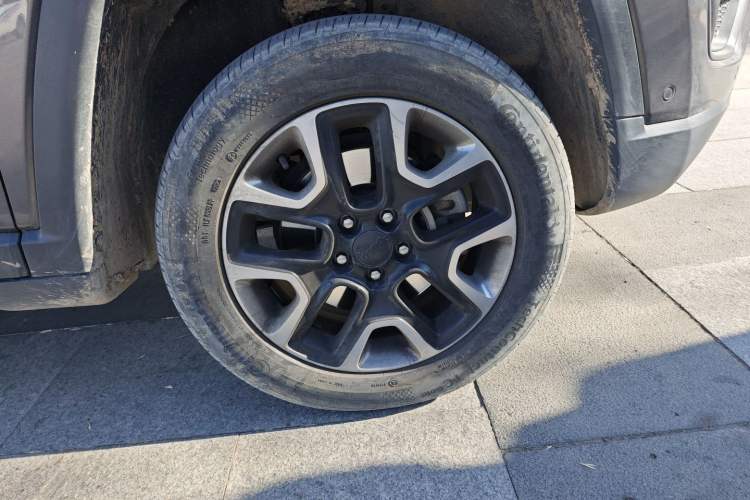 Used Jeep Compass 2017 200TS Automatic High-Performance All-Wheel Drive Edition