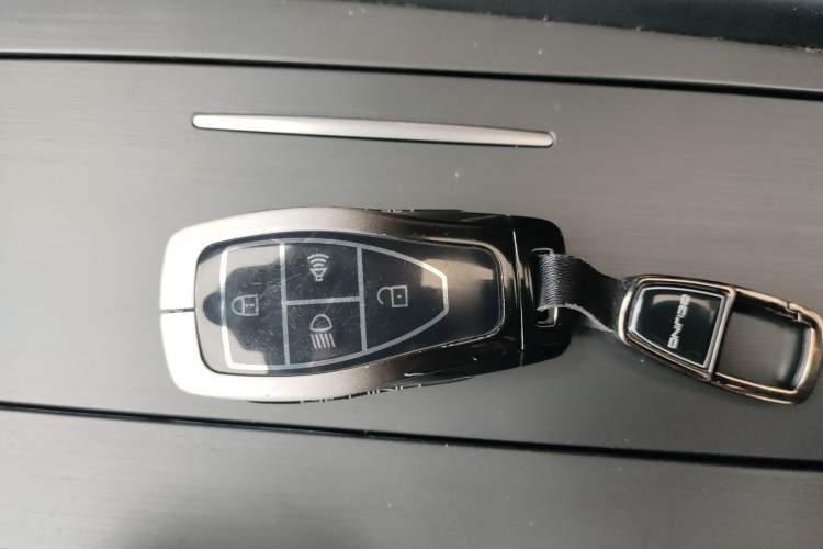 Used BAIC Off-Road BJ30 2026 Model Traveler 1.5T Hybrid Standard Version Interior 1