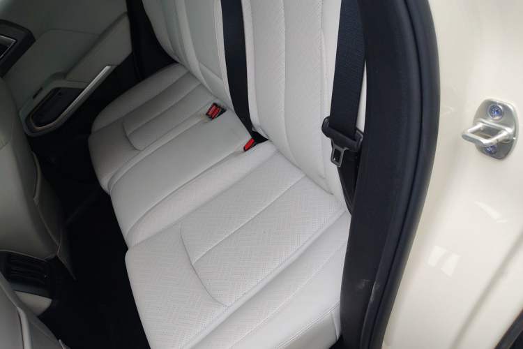 Used Formula Leopard Titanium 3 2025 501KM All-Wheel Drive Intelligent Driving Ultra Version