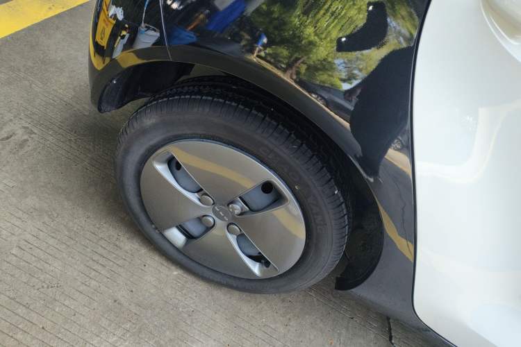 Used ORA Black Cat 2021 301 km Basic Version
