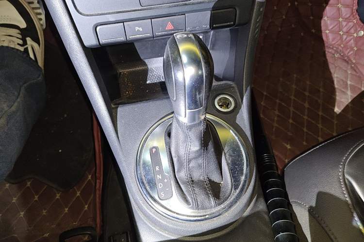 Used Volkswagen Beetle 2013 1.2TSI Comfort Model Gear Lever