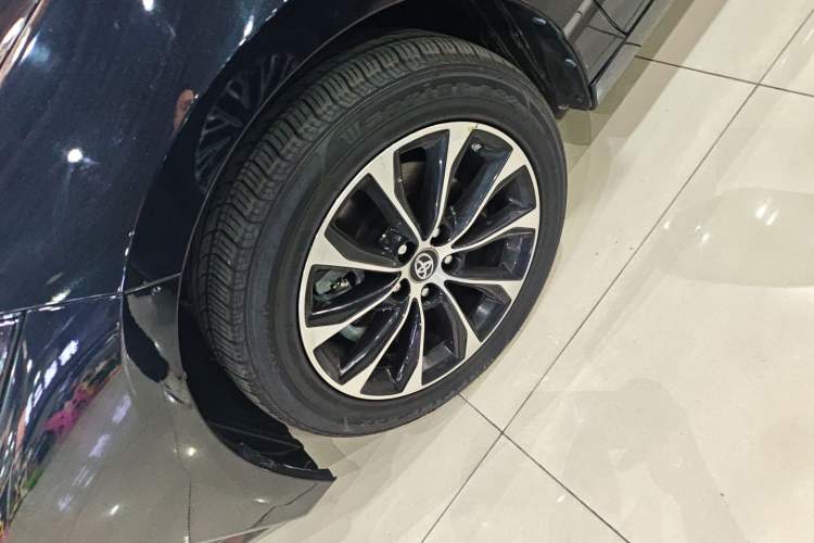 Used Toyota Avalon 2022 Dual-Engine 2.5L Luxury Edition