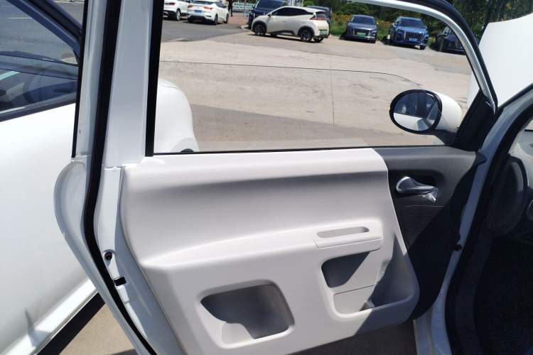 Used CHANGAN Lumin 2023 205km Xiangqin Version Interior 7